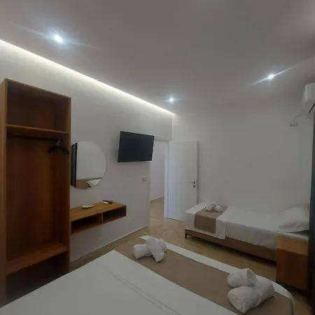 Piazza Apartments Velipoje Exterior photo